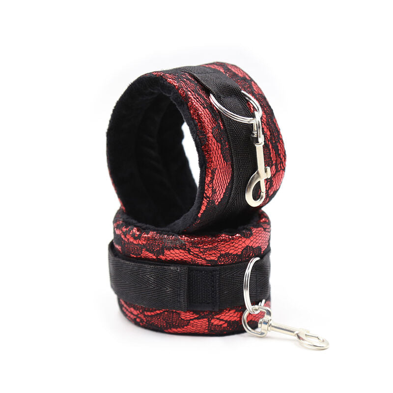 OHMAMA FETISH - VELVET HANDCUFFS WITH NYLON STRAP