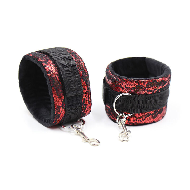 OHMAMA FETISH - VELVET HANDCUFFS WITH NYLON STRAP