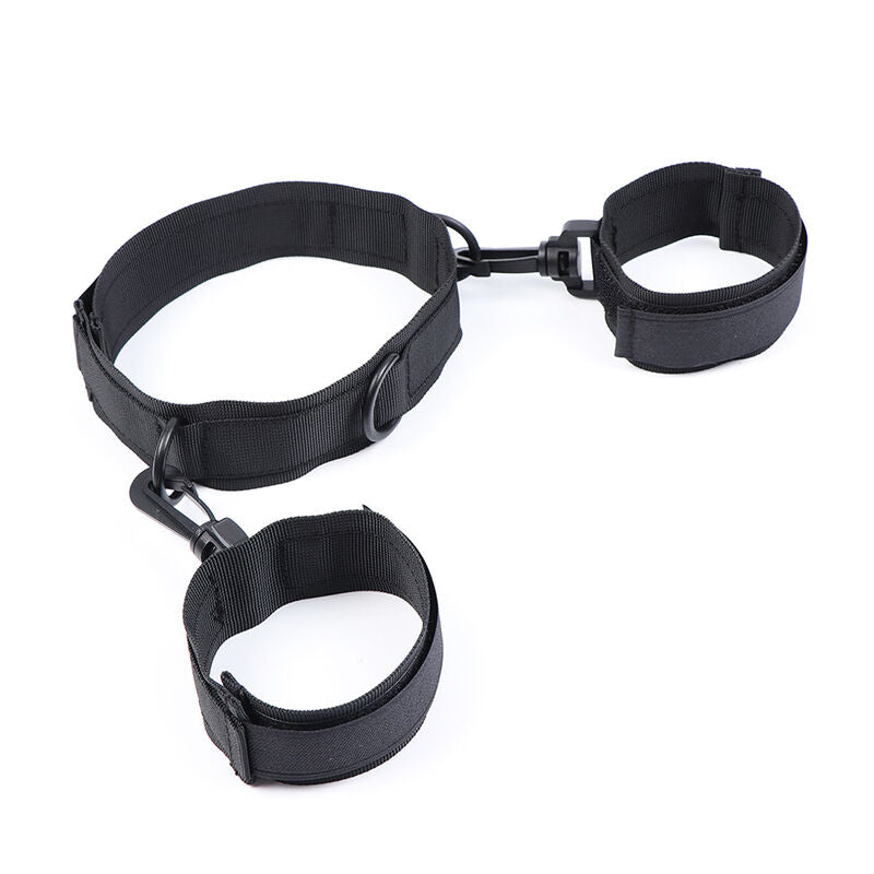 OHMAMA FETISH - HANDCUFFS AND COLLAR MADE OF NYLON