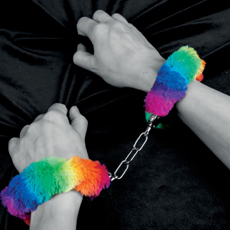 SPENCER &amp; FLEETWOOD - METAL HANDCUFFS WITH RAINBOW LINED