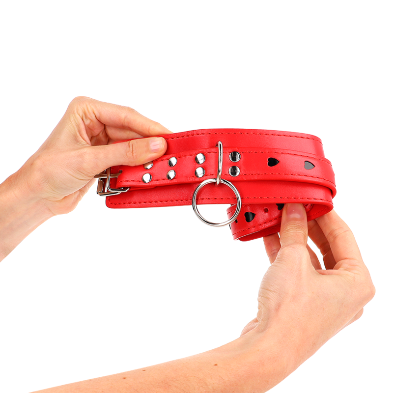KINK - RED WRIST RESTRAINTS WITH BLACK HEART INSERT, ADJUSTABLE 21-28 CM X 5.5 CM