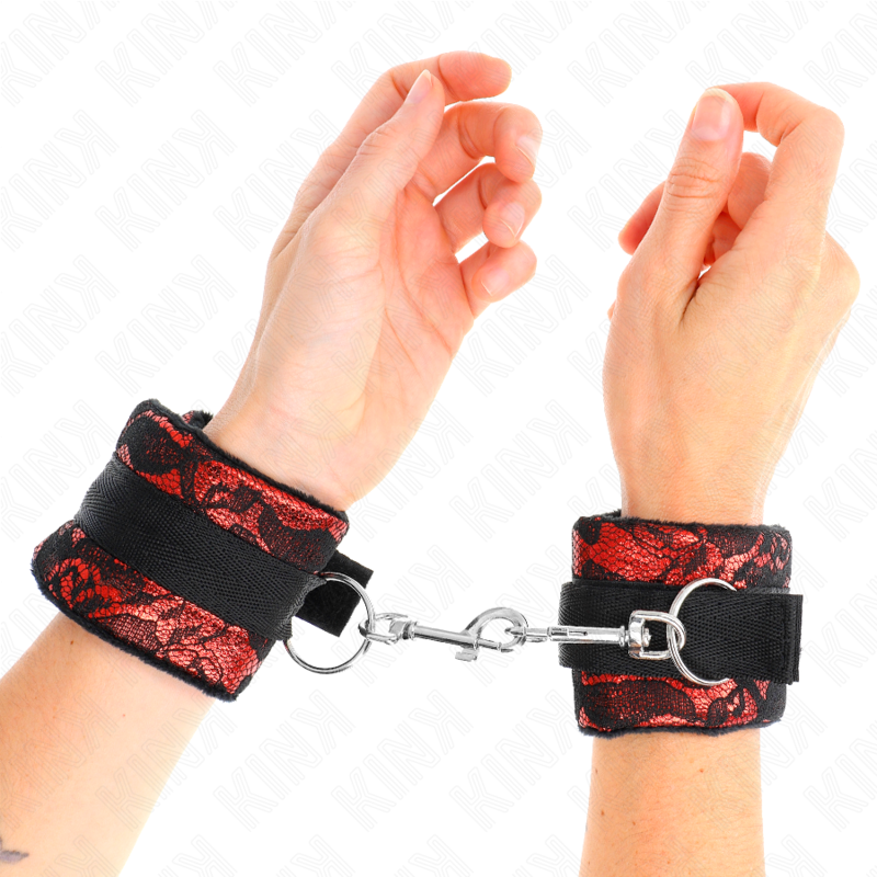 KINK - Short VELVET LACE AND NYLON WRIST RESTRAINTS RED/BLACK 23 X 6.5 CM