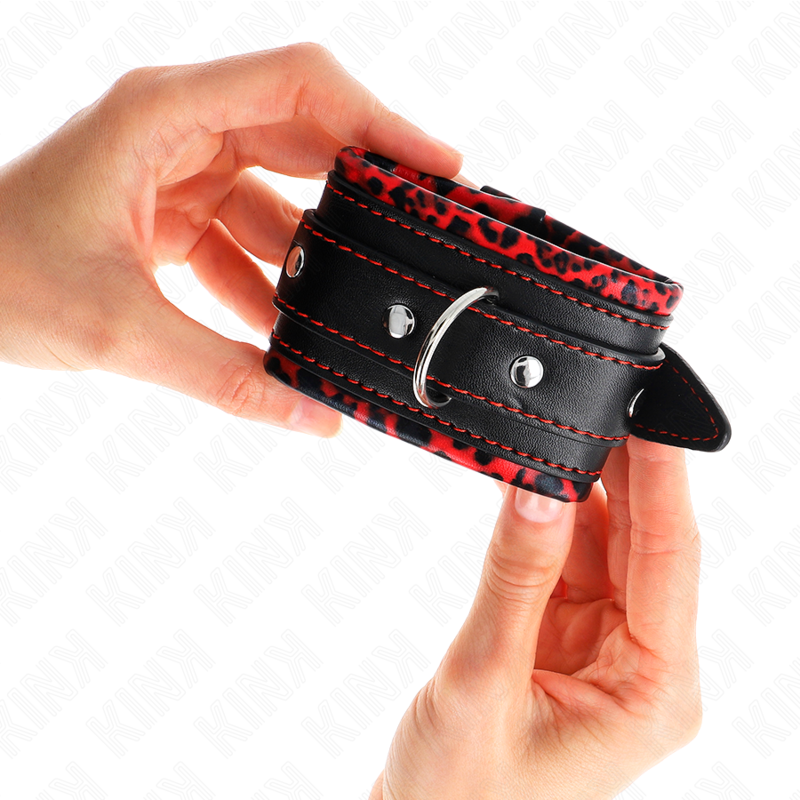 KINK - FUR-LINED WRIST CUFFS RED/BLACK ADJUSTABLE 17-29 CM X 6 CM