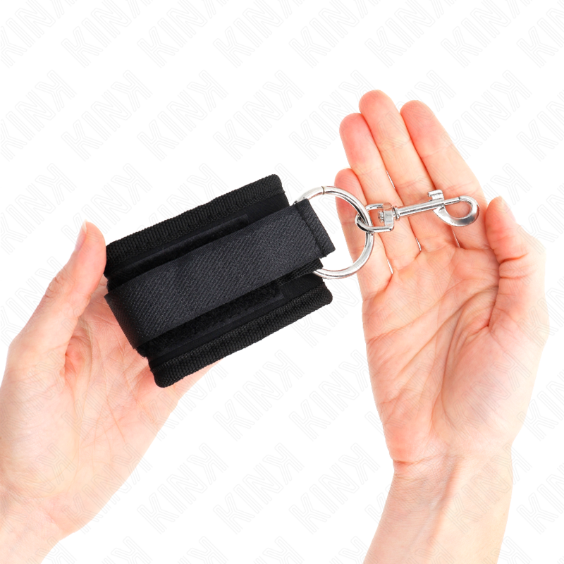 KINK - BLACK ADJUSTABLE WRIST RESTRAINTS 18-35 CM X 6 CM