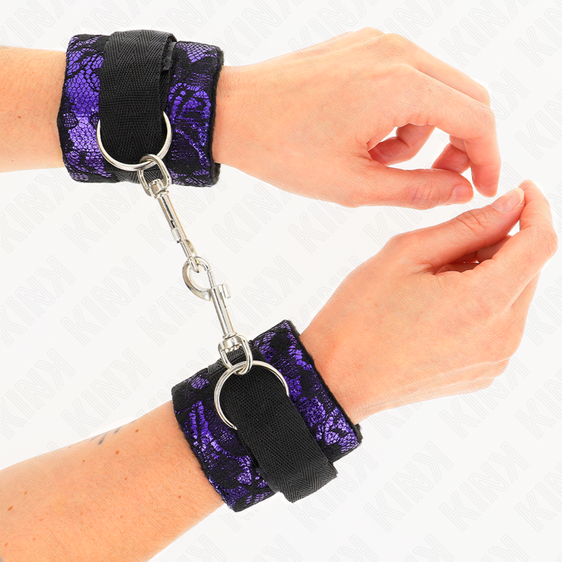 KINK - Short VELVET LACE AND NYLON BINDING WRIST RESTRAINTS PURPLE/BLACK 23 X 6.5 CM